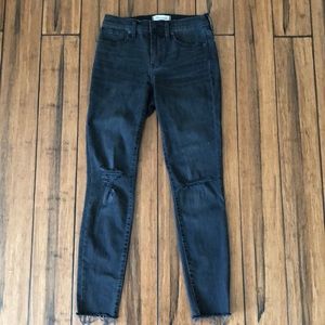 Madewell 9” high rise skinny denim in black size 26